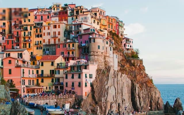 Italy hiring cost and payroll planning guide for TalentCost