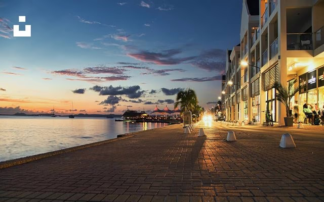 Bonaire hiring cost guide — employer payroll taxes and employment cost overview on TalentCost