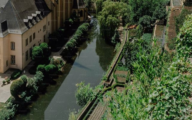 Luxembourg hiring cost guide — employer payroll taxes and employment cost overview on TalentCost