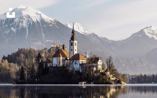 Slovenia hiring cost guide — employer payroll taxes and employment cost overview on TalentCost