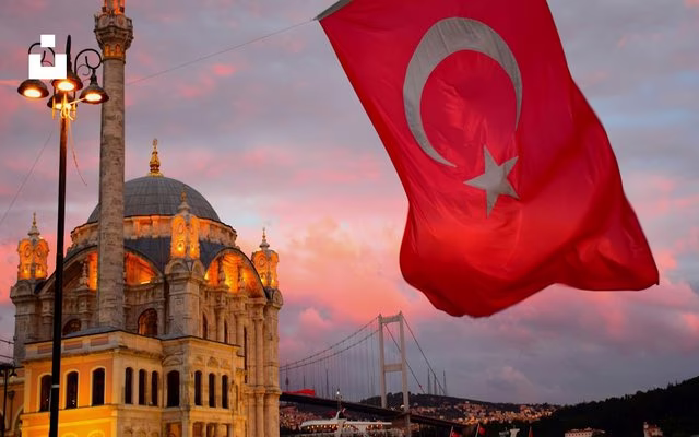Turkey hiring cost guide — employer payroll taxes and employment cost overview on TalentCost